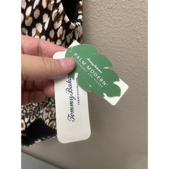 Tommy Bahama Palm Modern Safari Cat V-Neck One Piece Swimsuit Size 10 NWT - Picture 10 of 12